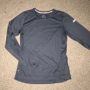 gray nike running long sleeve